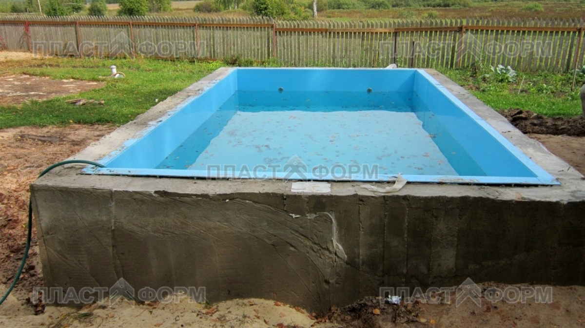 Услуги монтажа пластиковых бассейнов от компании Пластформ